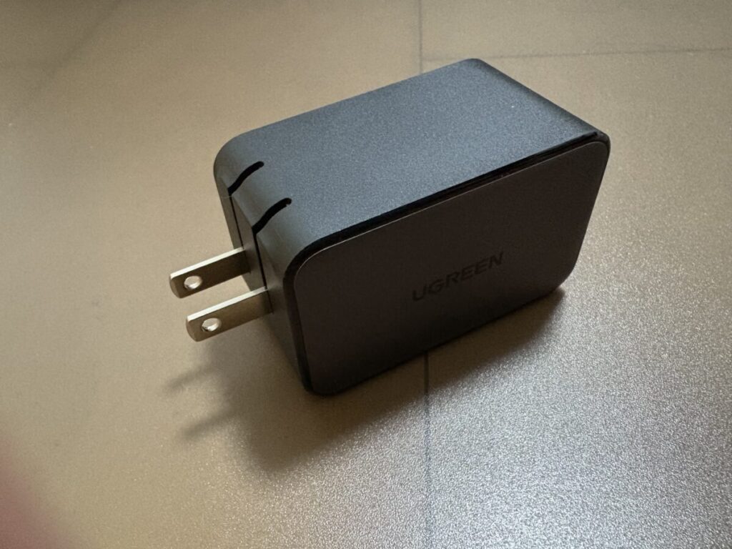 UGREEN Nexode 65W コンセントプラグ使用時 画像