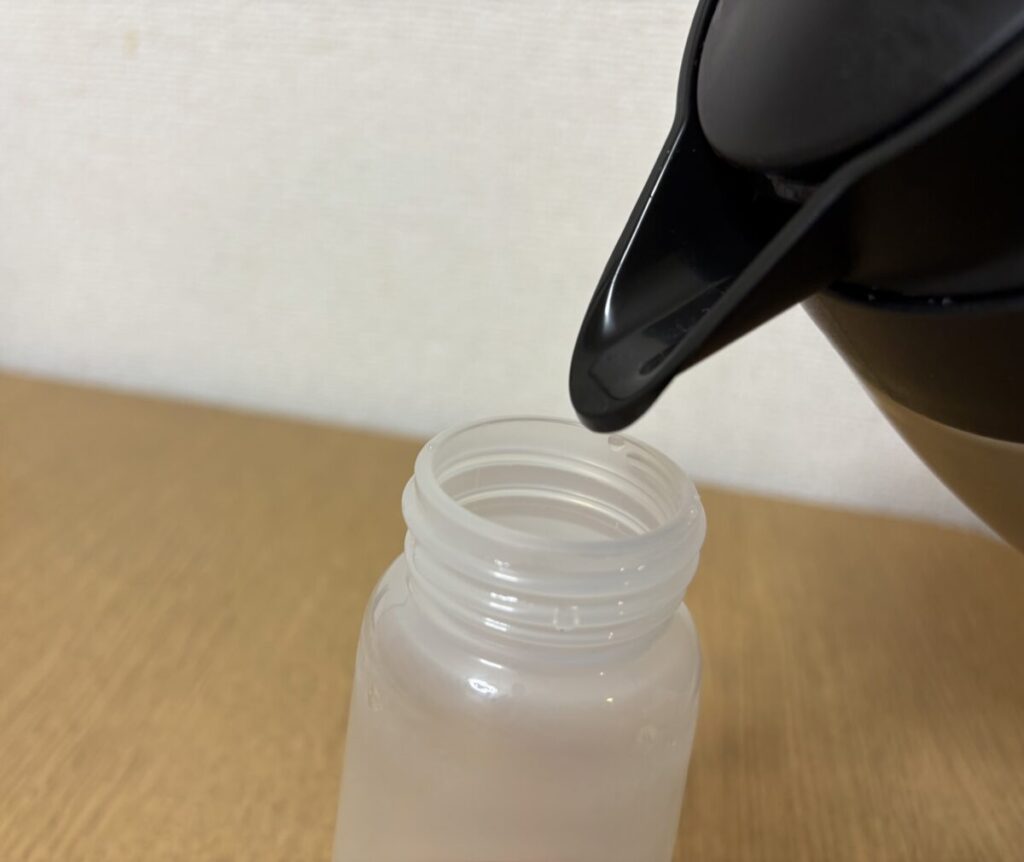 サーモス(THERMOS) ステンレスポット TTB-1001 注ぎ口 画像